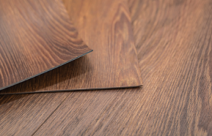 Panele winylowe – trwała i nowoczesna alternatywa dla wykładzin PVC